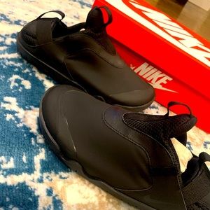 Nike | NWT Zoom Pulse healthcare workers edition!